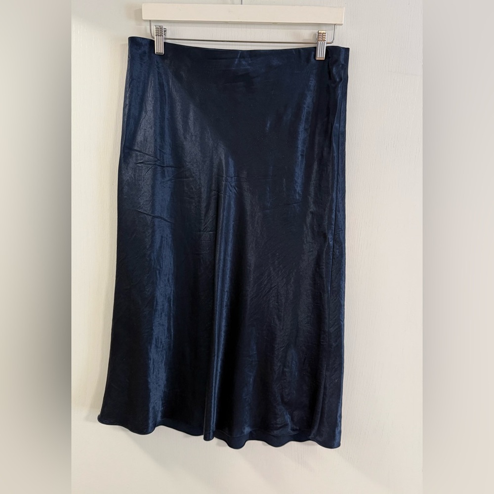 Vince Navy Satin Maxi Slip Skirt size large - Picture 3 of 4